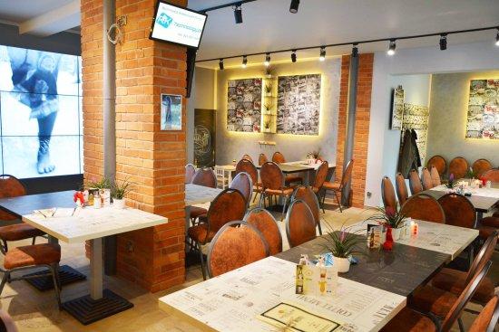 The Dollar Bar & Grill